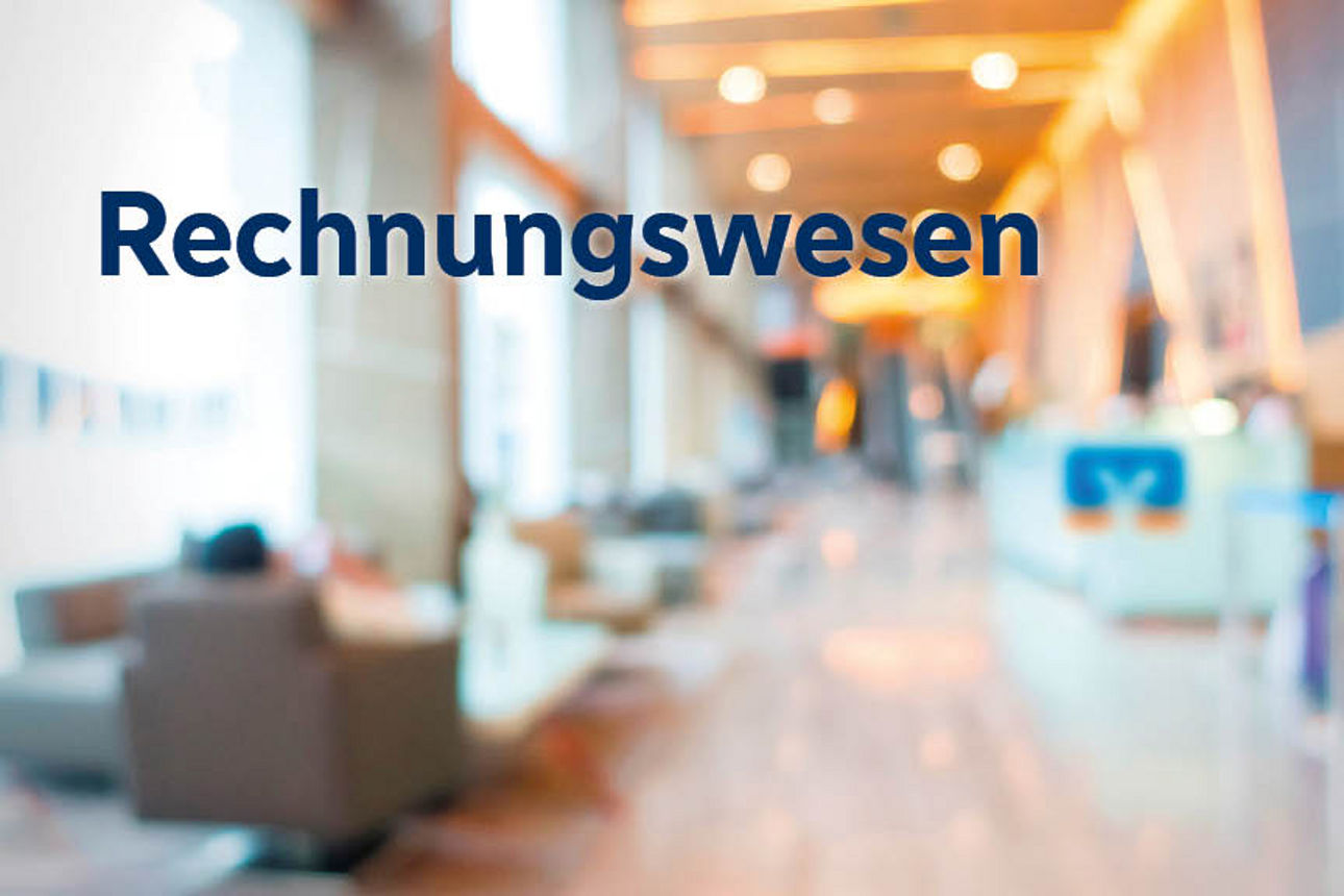 Verschwommener Hintergrund in einen Serviceraum für Kundinnen und Kunden