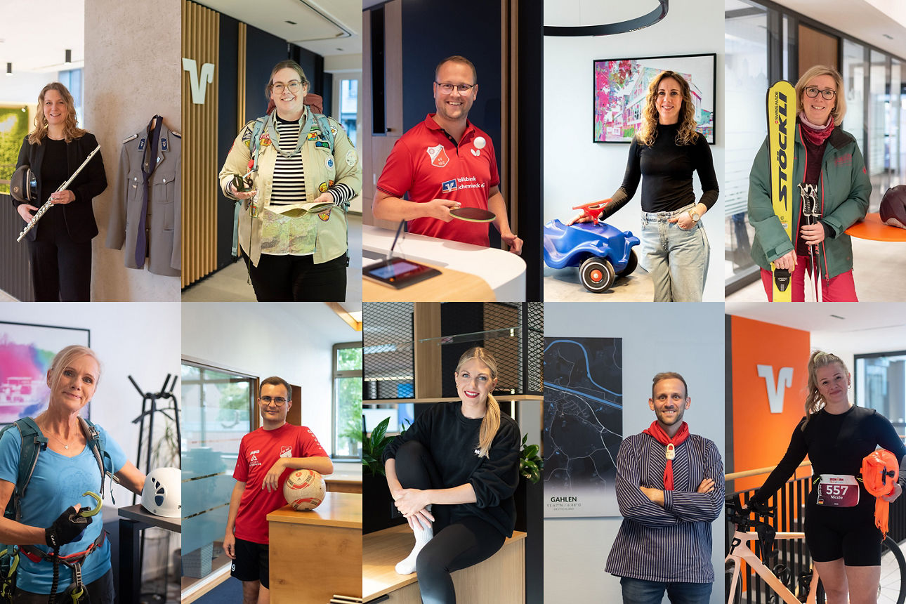 Zehn Kollegen und Kolleginnen mit der Ausrüstung Ihrer Hobbies.