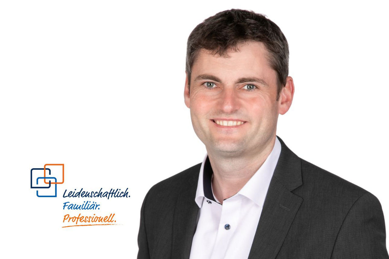 Portraitfoto des Bankberaters Leonhard Reischl