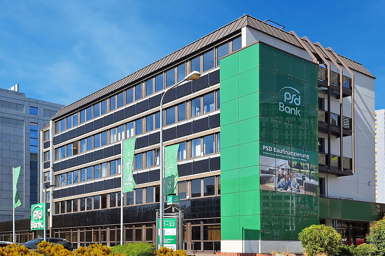 Aussenansicht des Bürogebäudes der PSD Bank Hessen-Thüringen in Eschborn