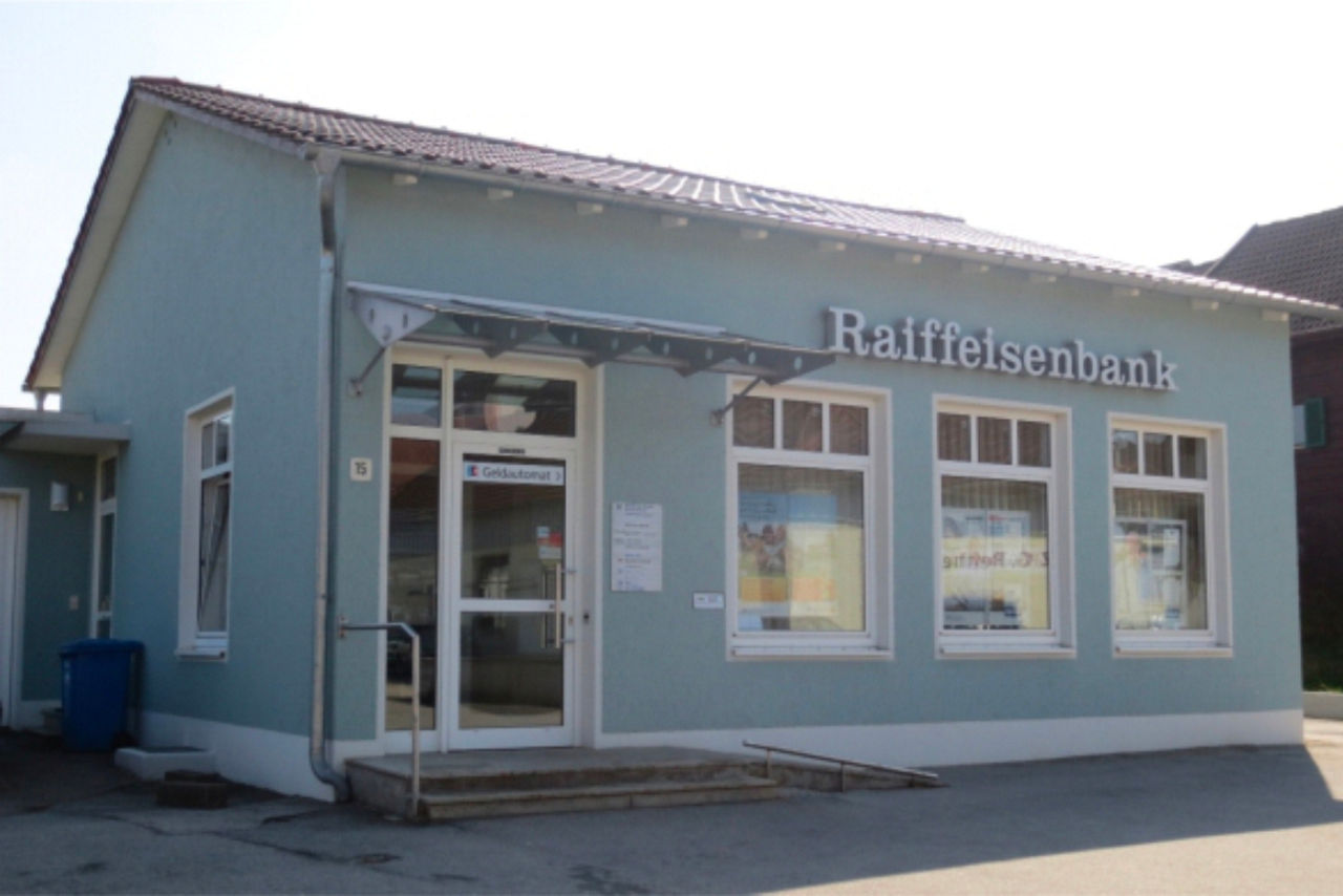 Bankgebäude Roßbach