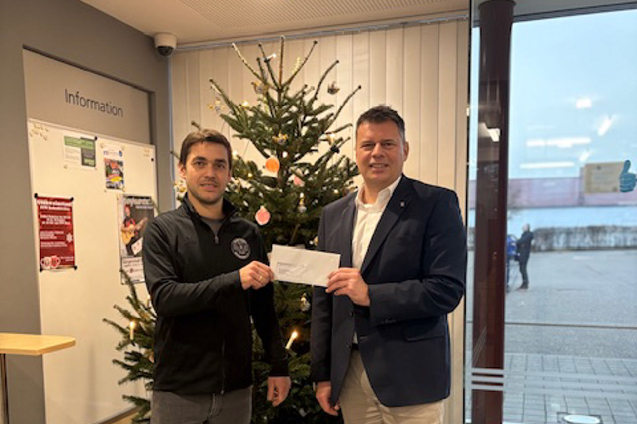 Spendenübergabe an den SV-DJK Binabiburg