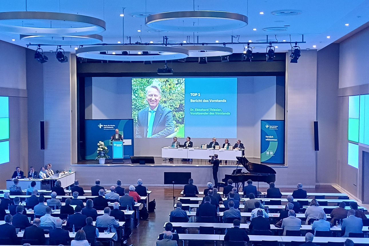 Der Saal der Generalversammlung von oben