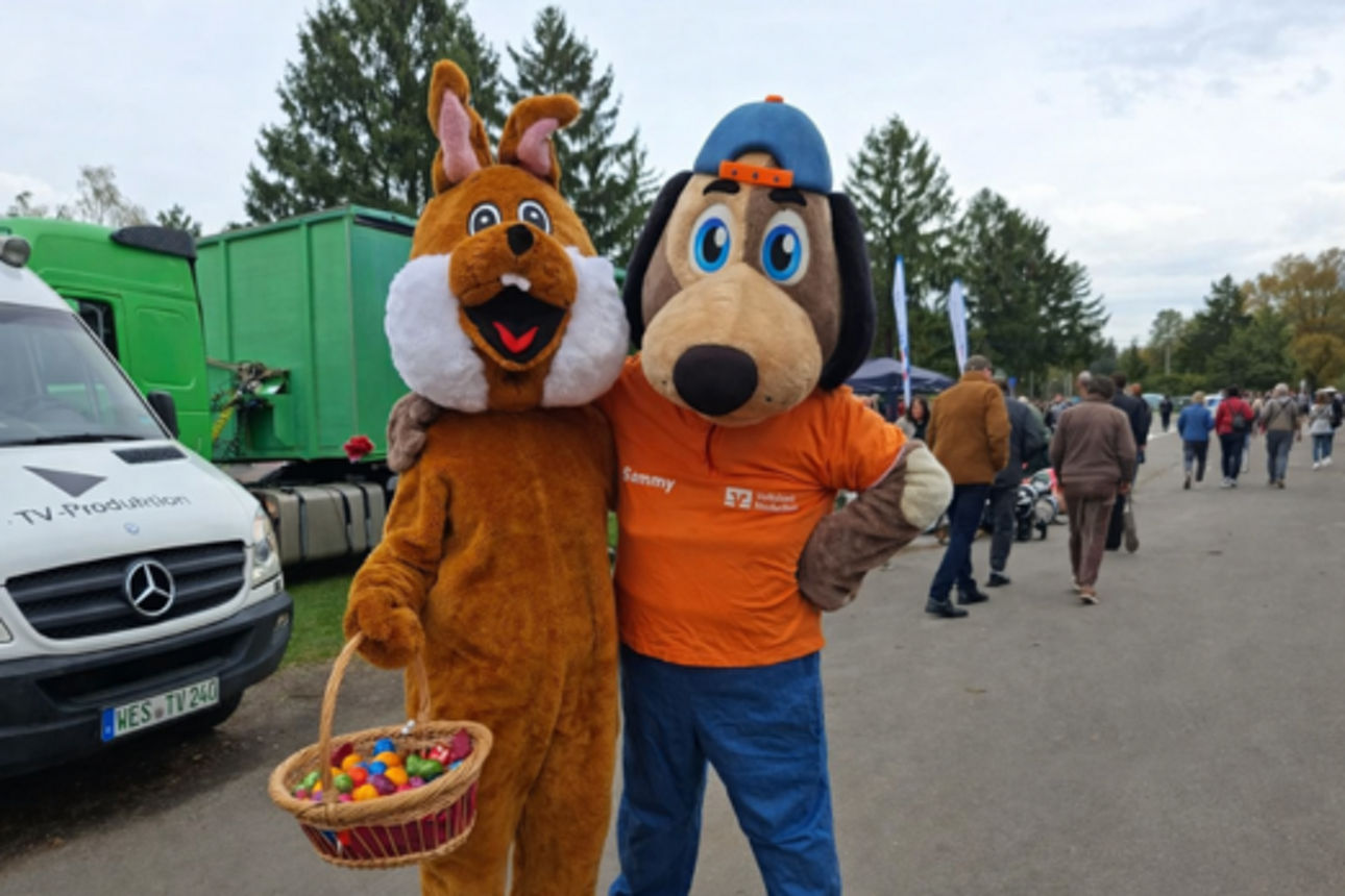 Maskottchen Sammy beim Osterrennen in Sonsbeck