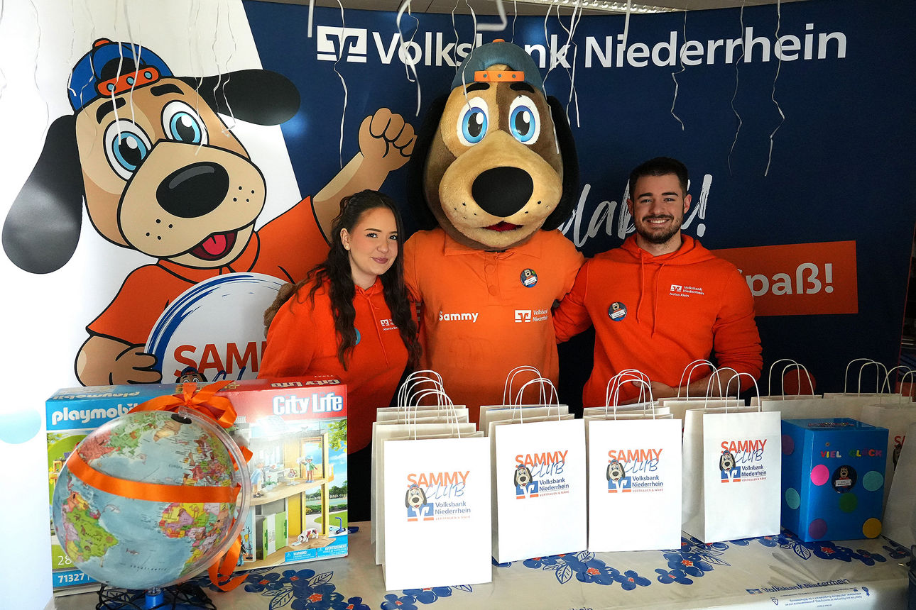 Maskottchen Sammy und Kollegen bei der Schulranzenmesse in Moers 2026