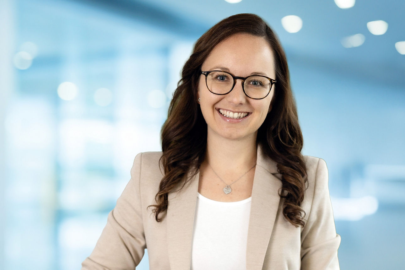 Porträtfoto von Julia Schaller