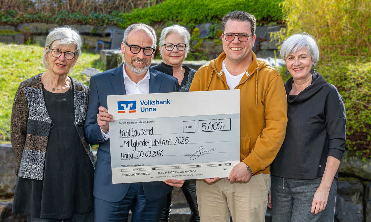 Dr. Ulrike Pfau-Tiefuhr (Konzertgesellschaft Schwerte e.V.), Peter Zahmel (Regionaldirektor Volksbank Unna), Ute Leupold