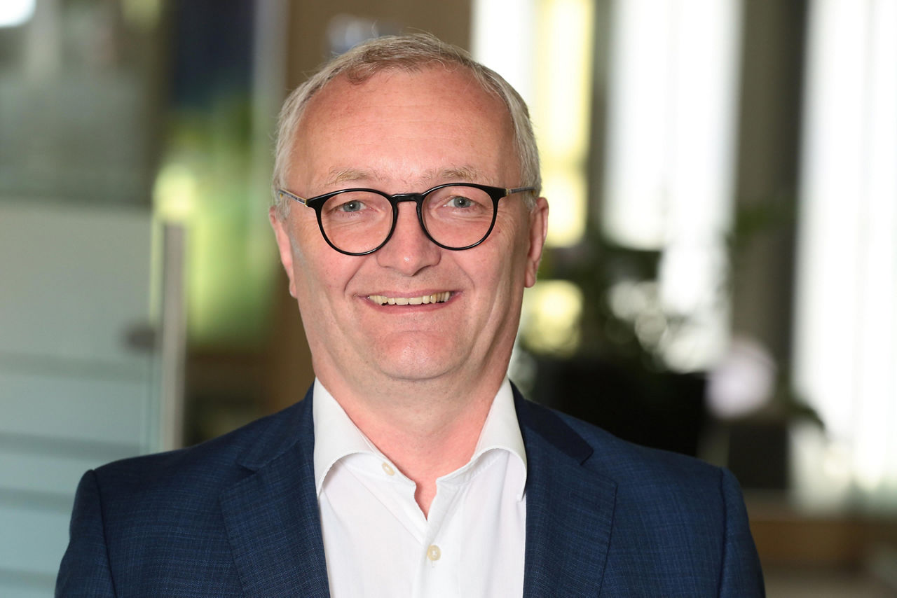 Schiefen, Andre