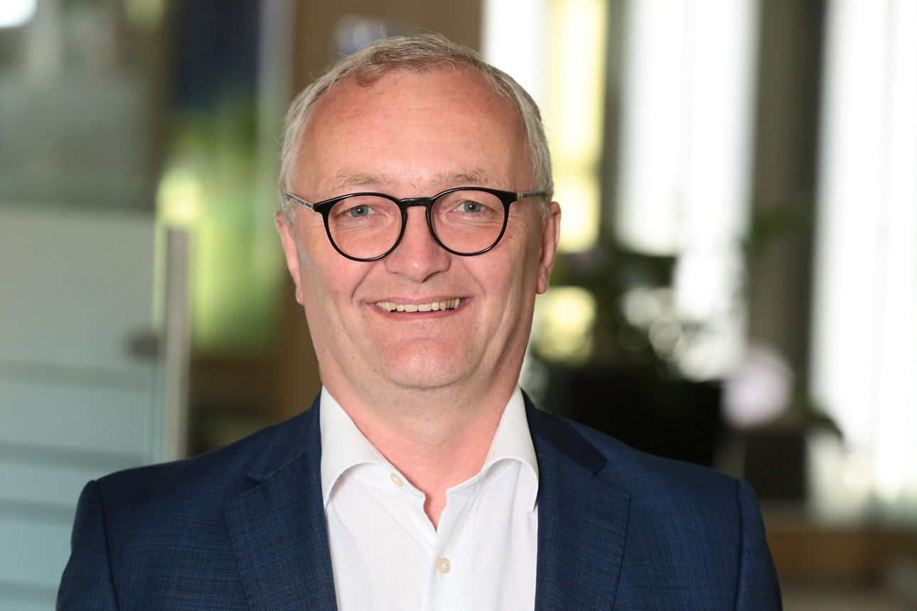 Schiefen, Andre