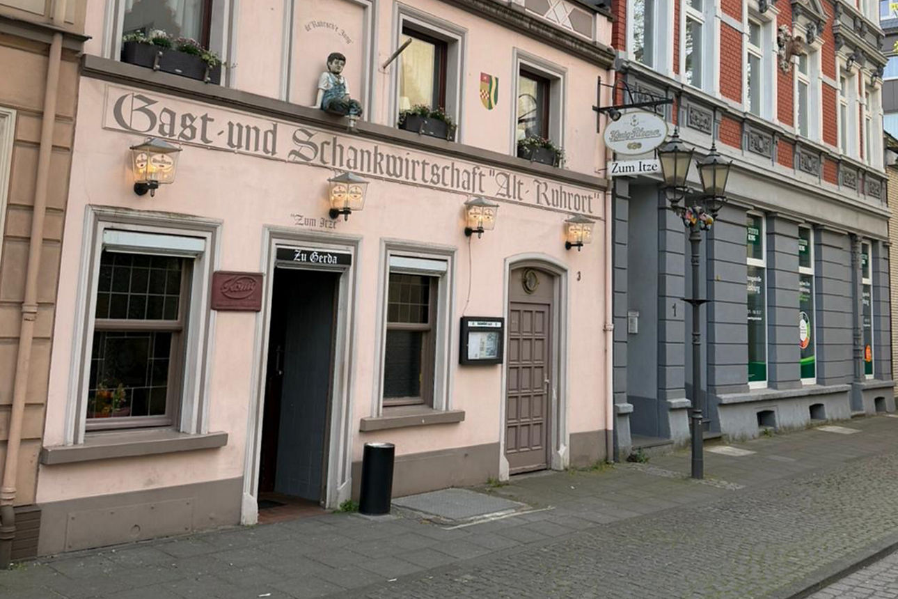 Kneipenfassade "Zu Gerda" bzw. "Zum Itze"