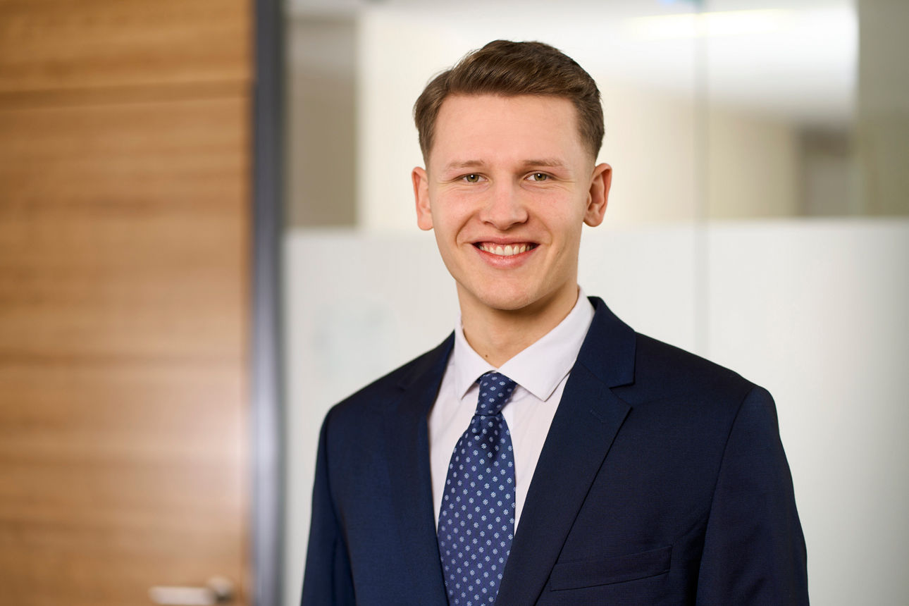 Darstellung unserer Mitarbeitenden Lukas Schinke