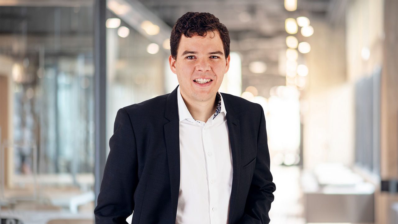 Dr. Jochen Schneider - Bereichsleiter Unternehmenssteuerung