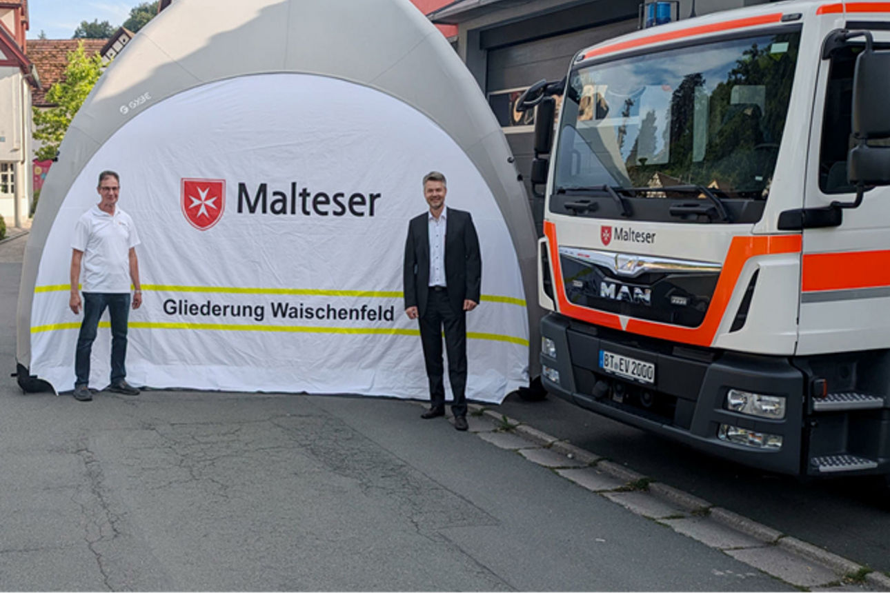 Ein neues mobiles Zelt, das vom Malteser Hilfsdienst unterstützt wird, steht in Waischenfeld bereit