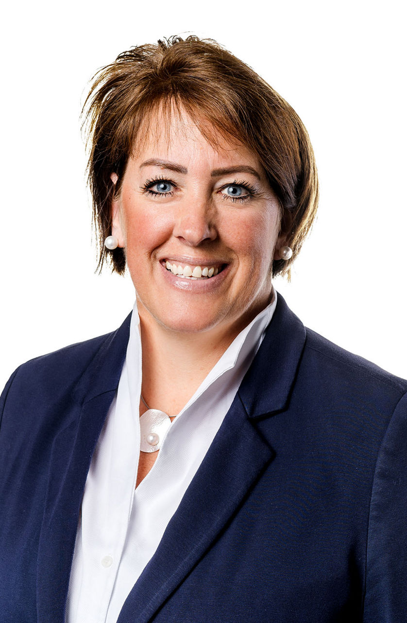 Manuela Schröder