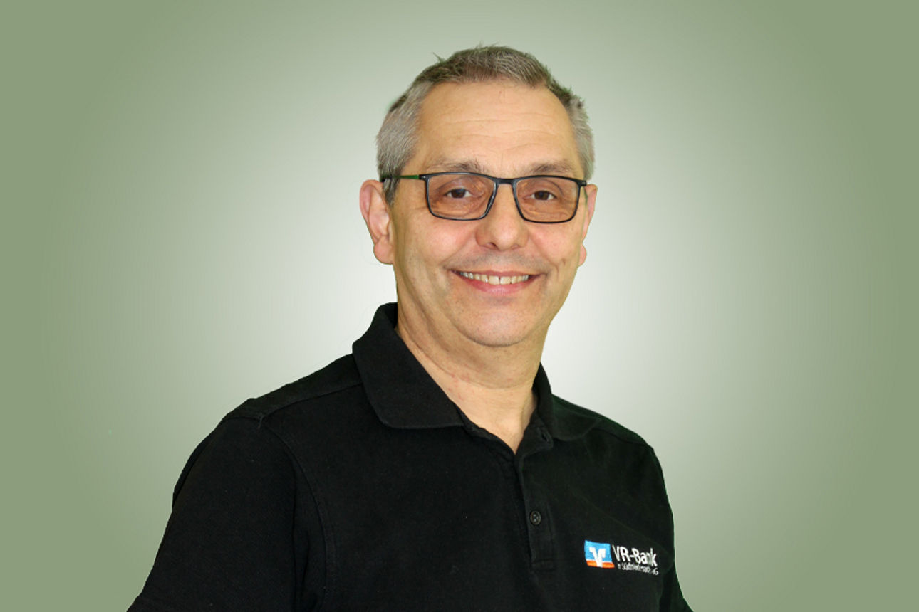 Henning Schrader