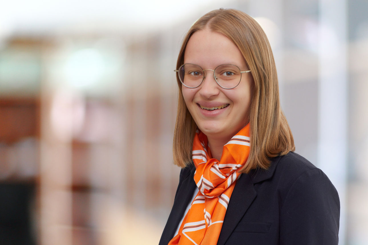 Nadine Schüttler Organisation, Prozesse & IT