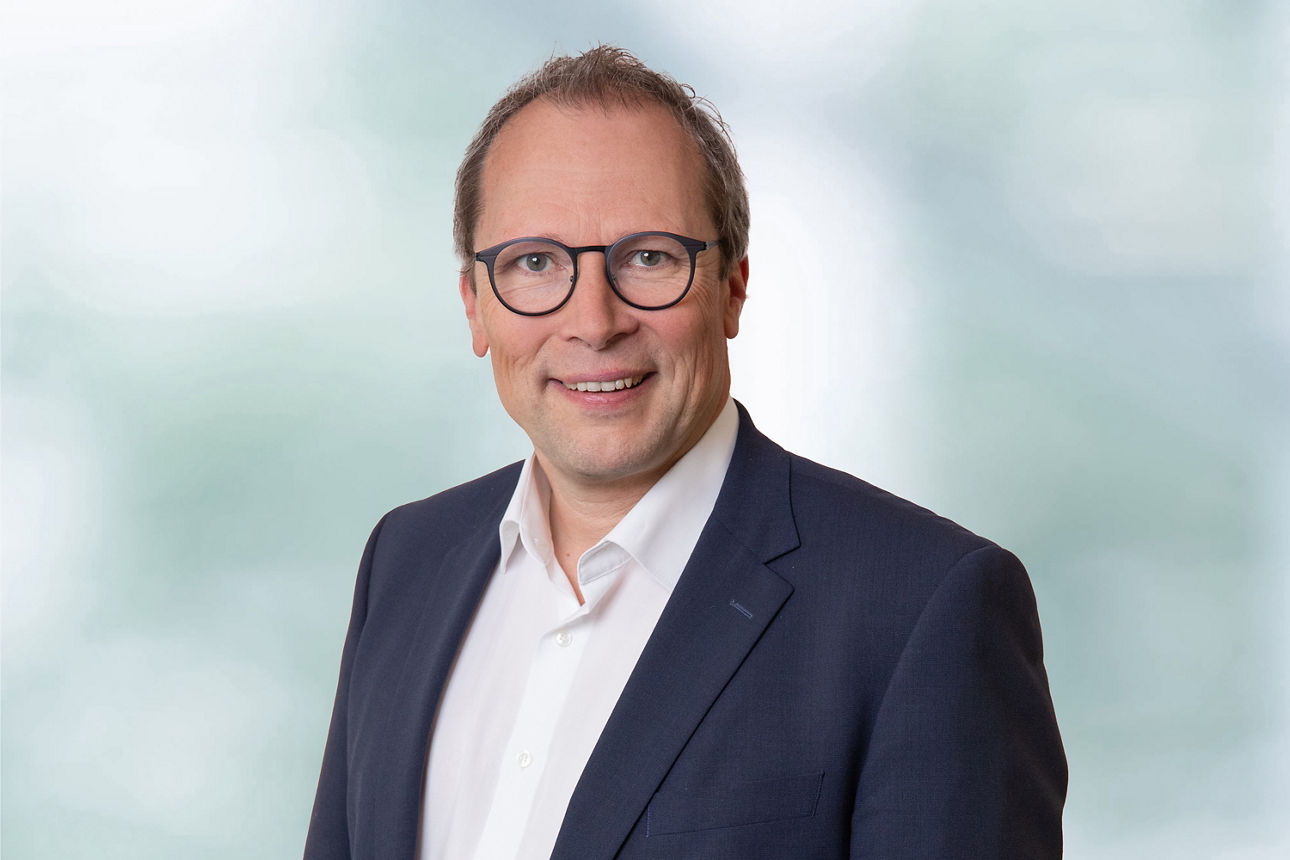 Portraitaufnahme unseres Kollegen Martin Schult