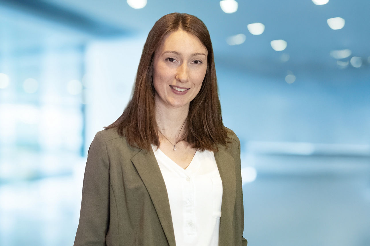 Porträtfoto von Franziska Schwab