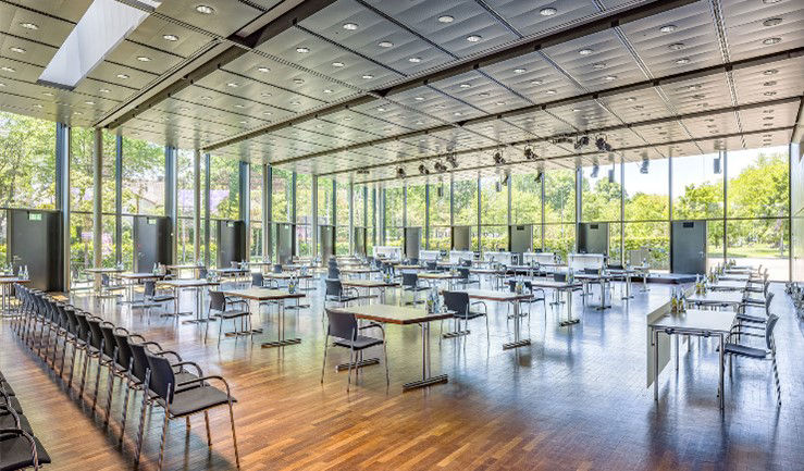 Schwabenlandhalle Fellbach - Saal mit Bestuhlung