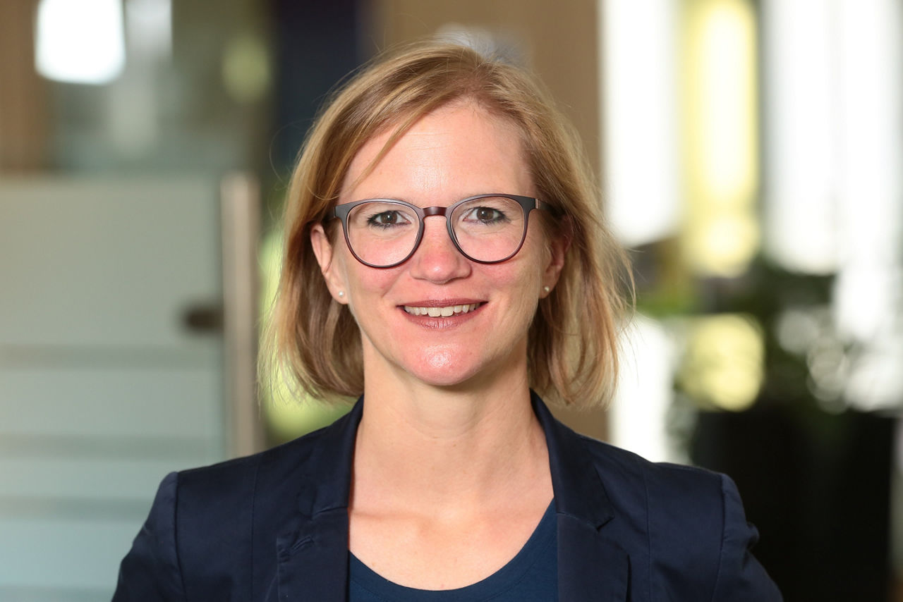 Schwadorf, Dina