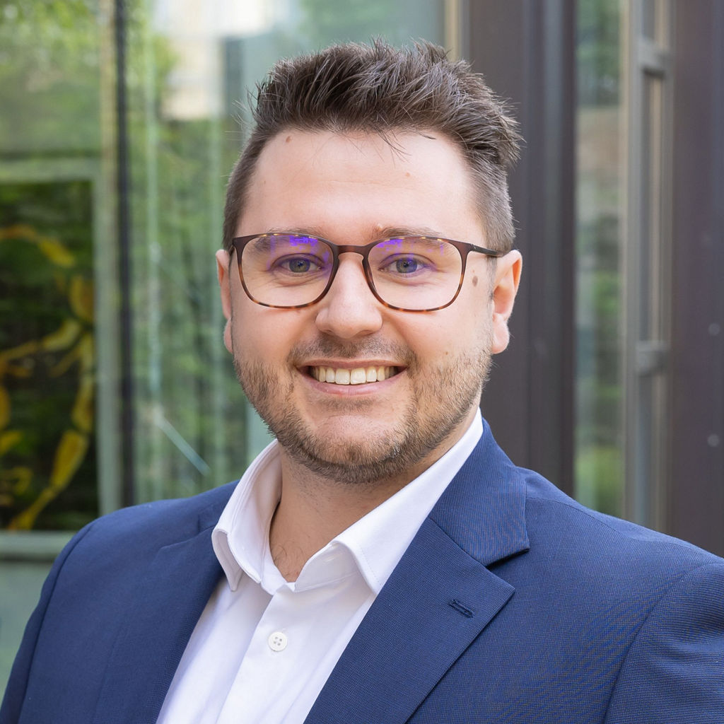 Portrait des Mitarbeiters Michael Reischl