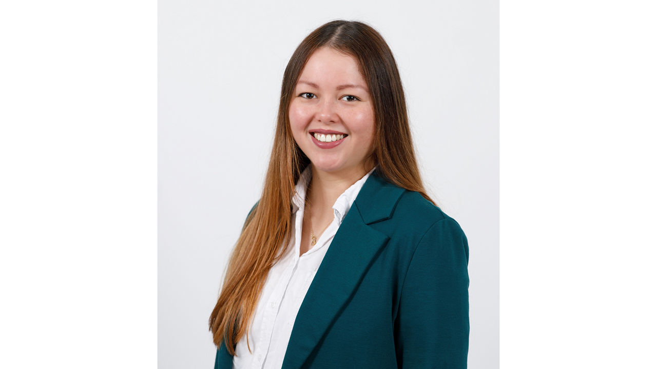 Thi-Sina Ossowski, Private Banking Beraterin