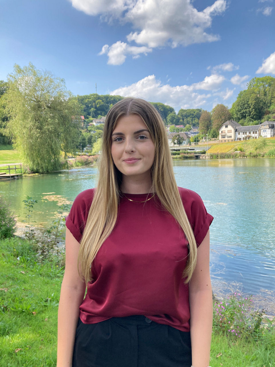 Azubi Sophia Zinken zu sehen
