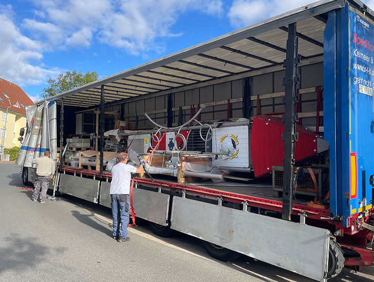 Ladefläche eines LKW von der Seite