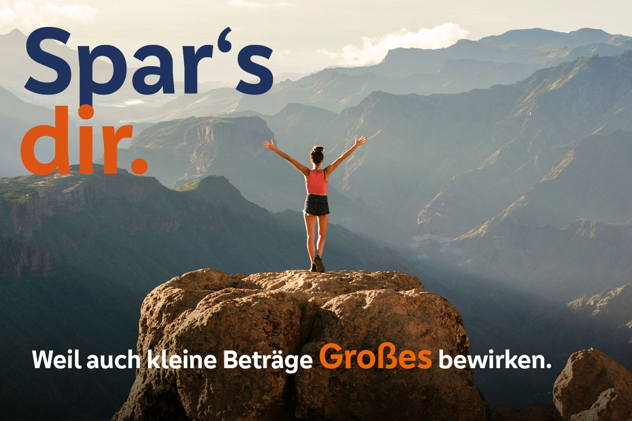 Junge Dame auf dem Gipfel