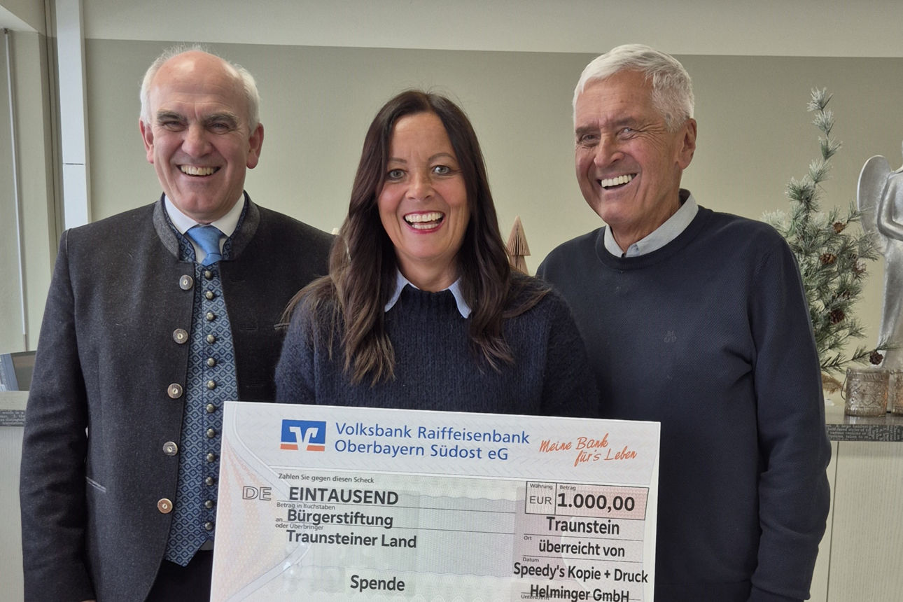 Bild der Spendenübergabe