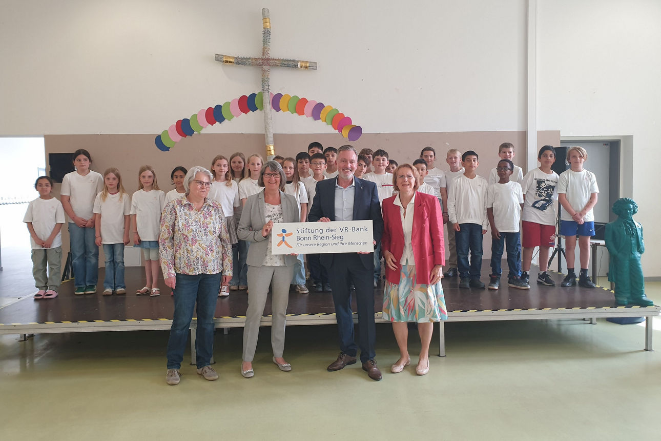 Spendenübergabe Grundschule Am Domhof Bonn