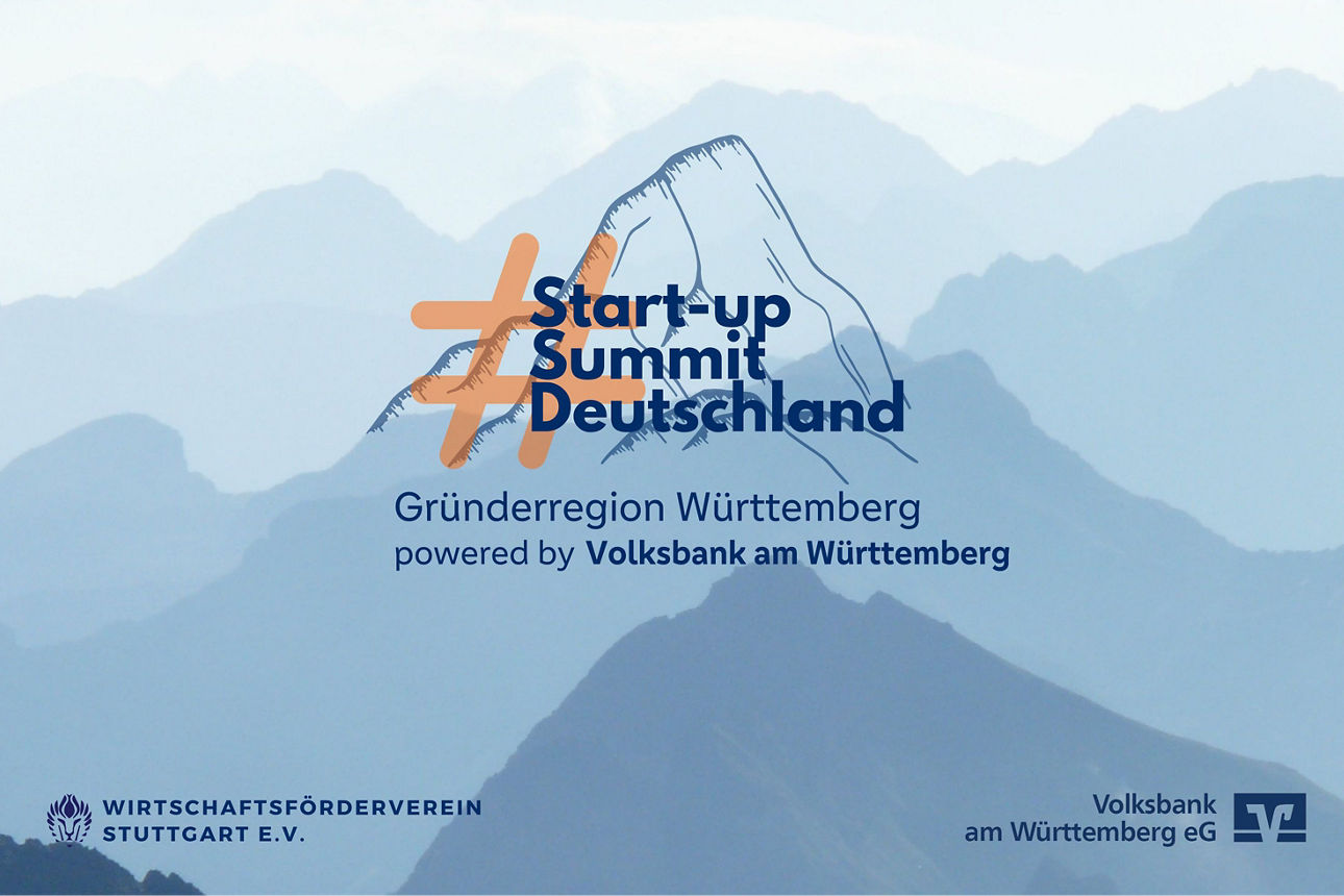 Diesiges Bild mit Bergen