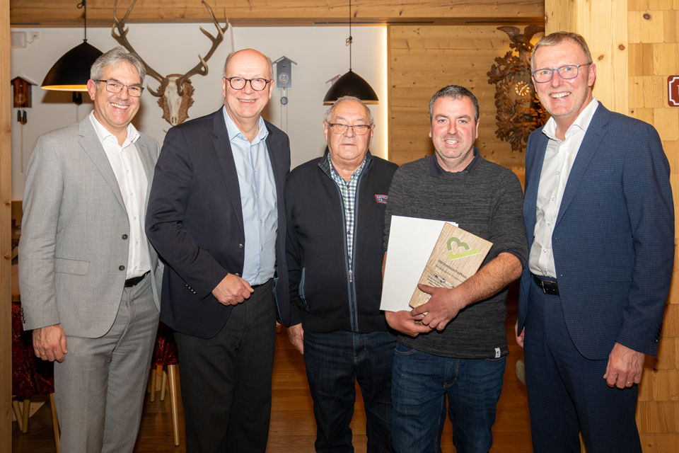 Gruppenbild mit Mitgliedern des Angelsportvereins Unterbaldingen e.V.