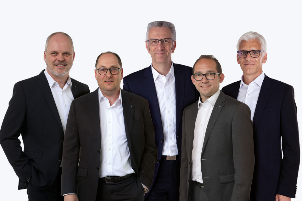 Der Vorstand der Stiftung der Vereinigten Volksbank Raiffeisenbank eG