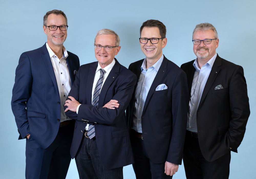 Gruppenfoto des Stiftungsvorstandes
