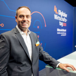 Vorstandssprecher Ulrich Stock der Volksbank Lüneburger Heide eG
