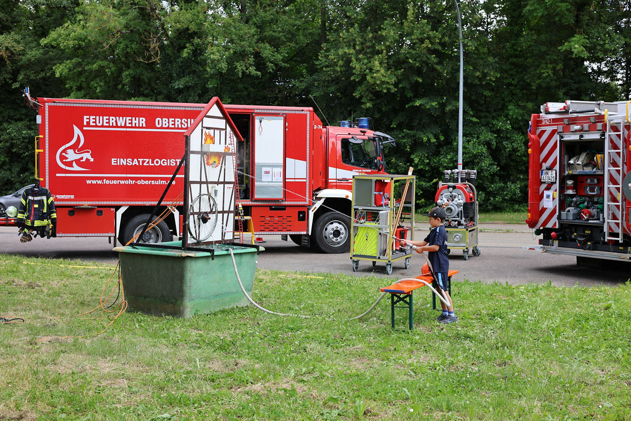 Atrraktion Wasserspiele Feuerwehr