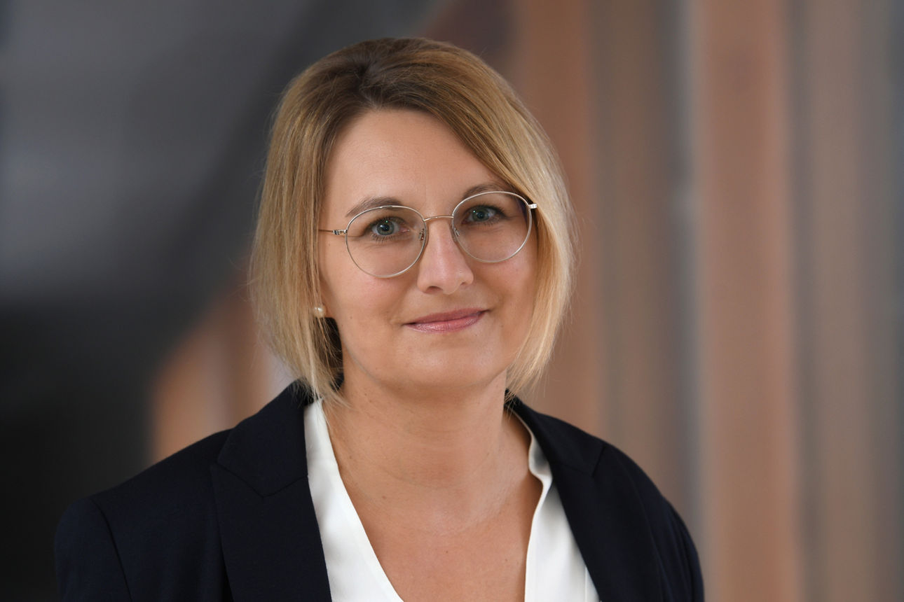 Karin Suhr