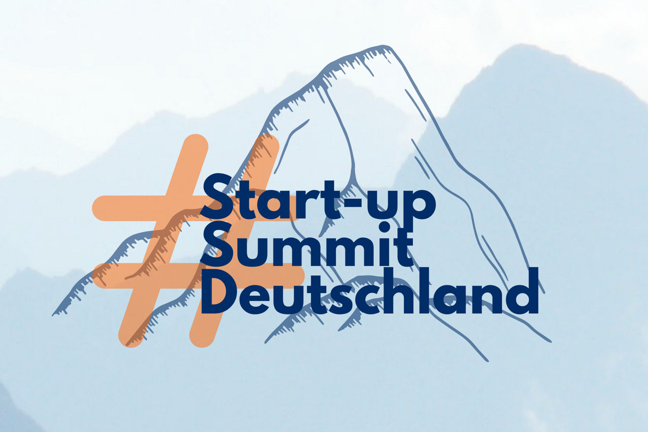 Bild mit diesigen Bergen - Symbol Start-up Summit