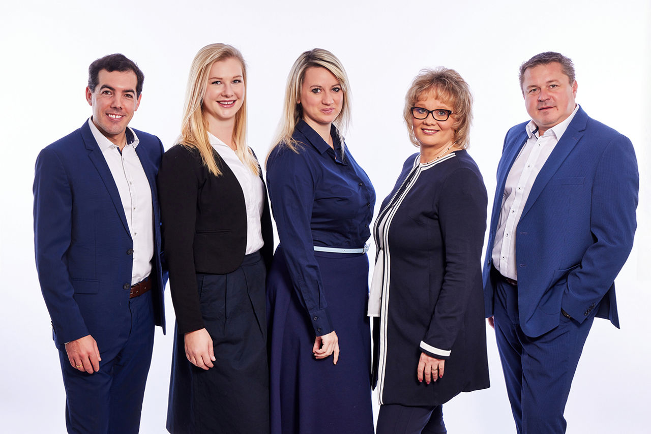 Teamfoto der Immobilienmakler 