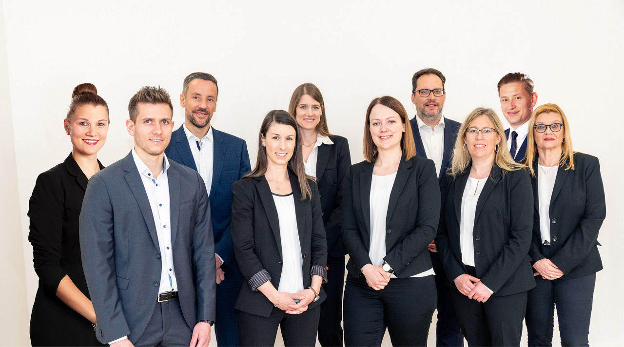 Teambild des Vermögensmanagement. 5 Frauen und 3 Männer.