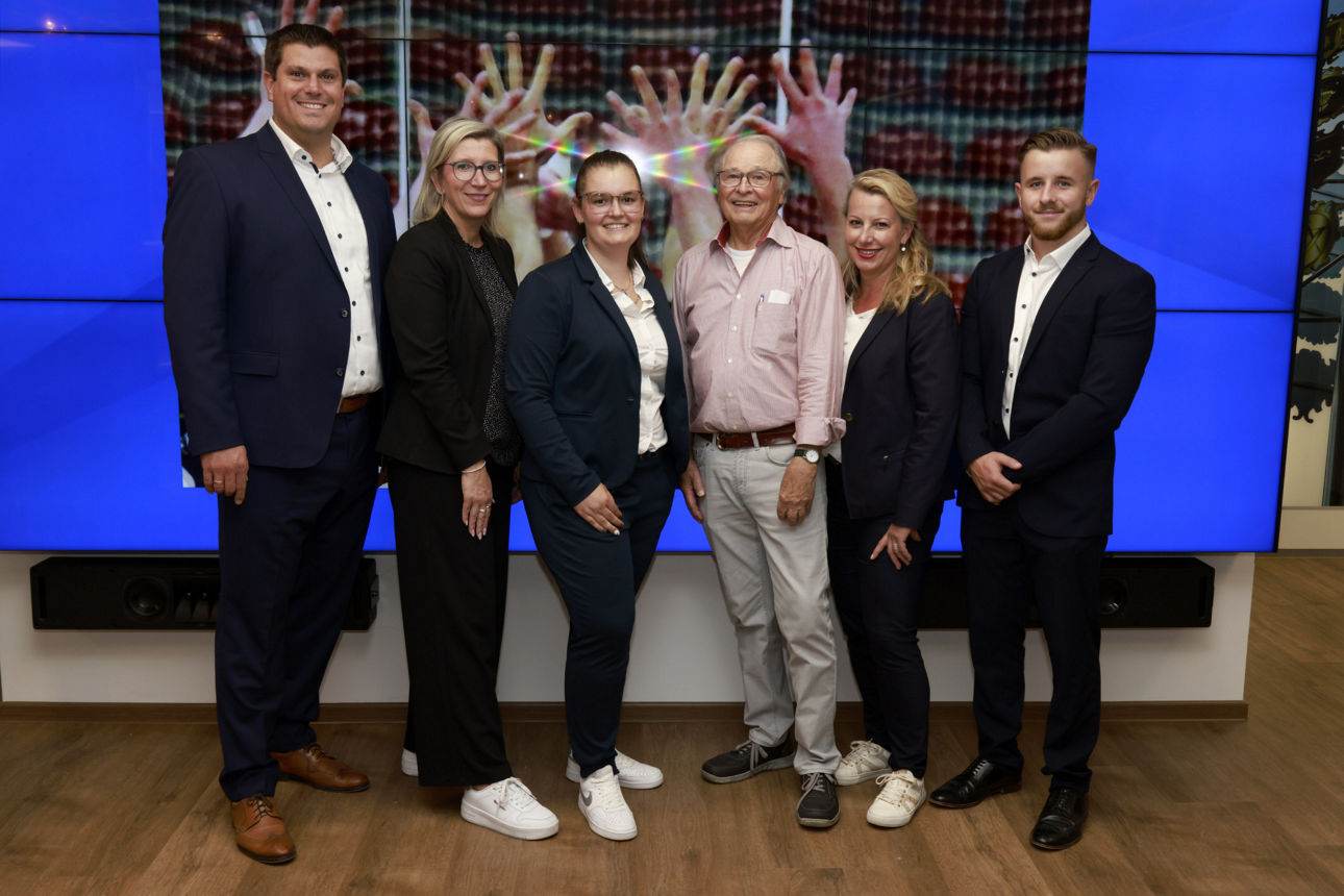 v.l. Christian George, Nicole Elze, Jennifer Stuhr Gerd Linnartz Ilona Eckhardt  und  Tim Lehmann