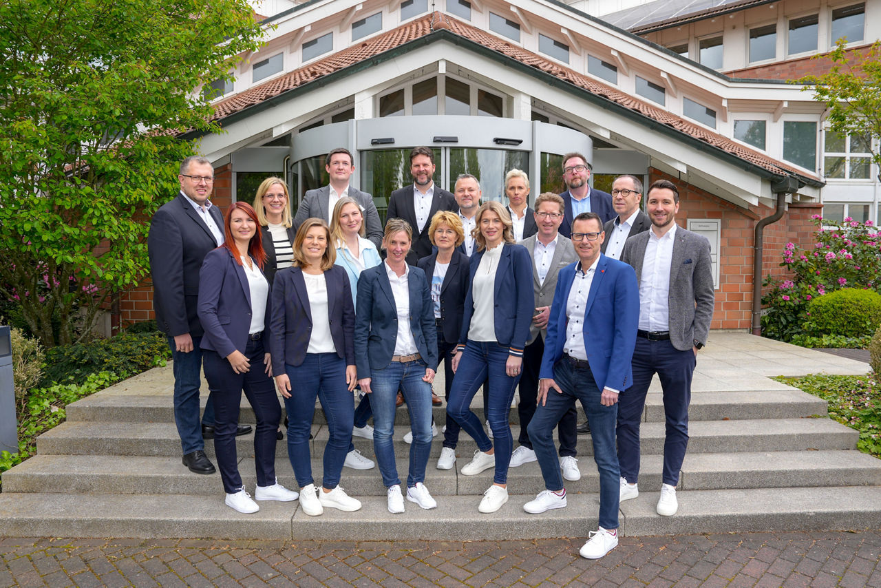 Ein Gruppenbild des Private Banking Teams der Volkbank Mönchengladbach