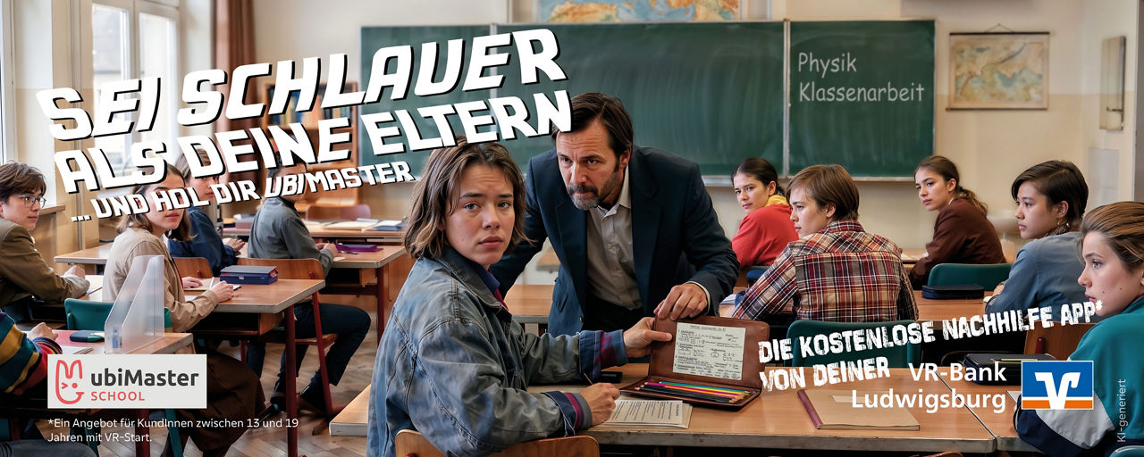 Blick in ein Klassenzimmer mit dem Slogan "Sei schlauer als deine Eltern"