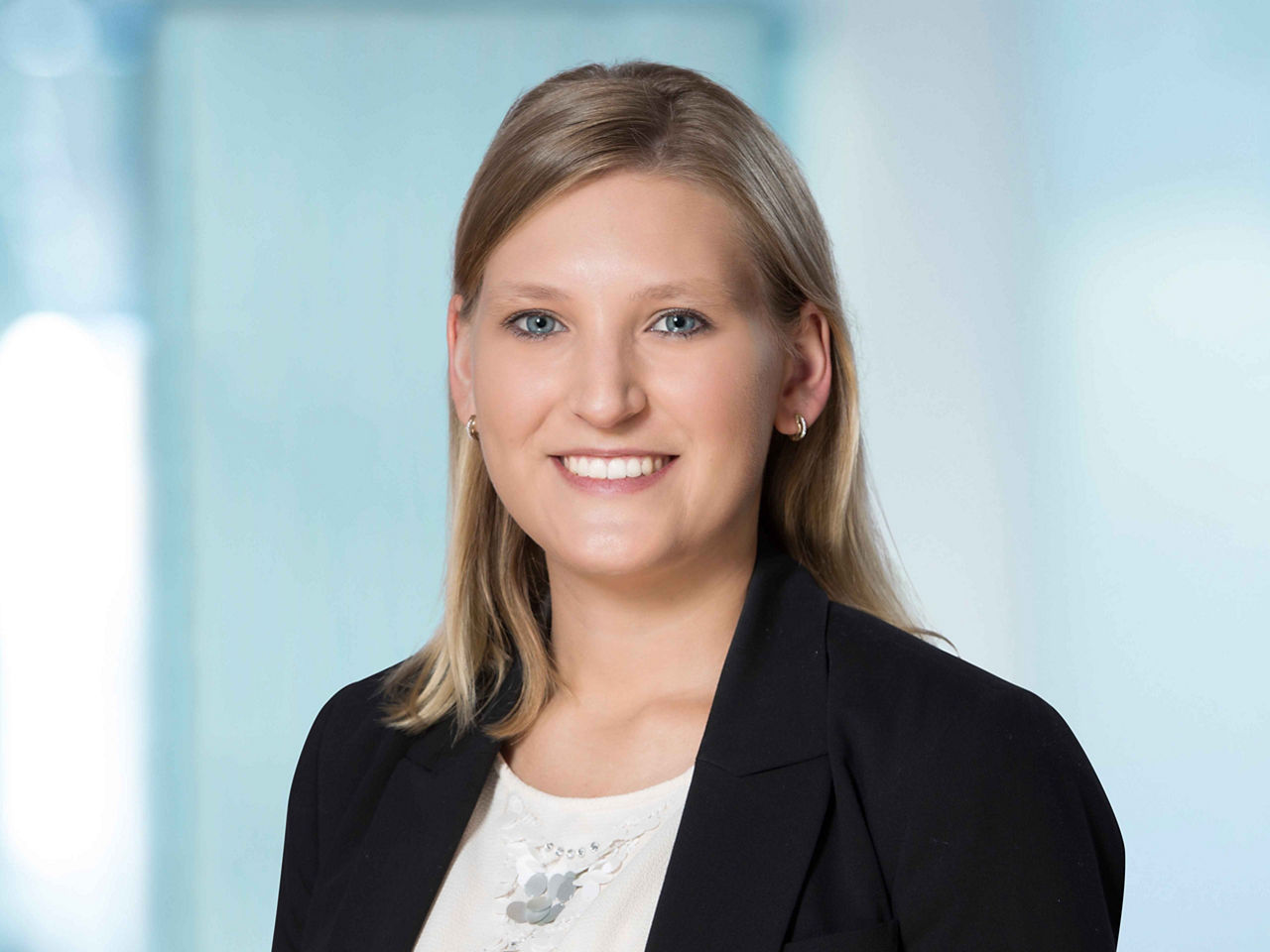 Portrait von Vanessa Thiel
