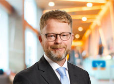 Mitarbeiter  Elektronische Bankdienstleistungen