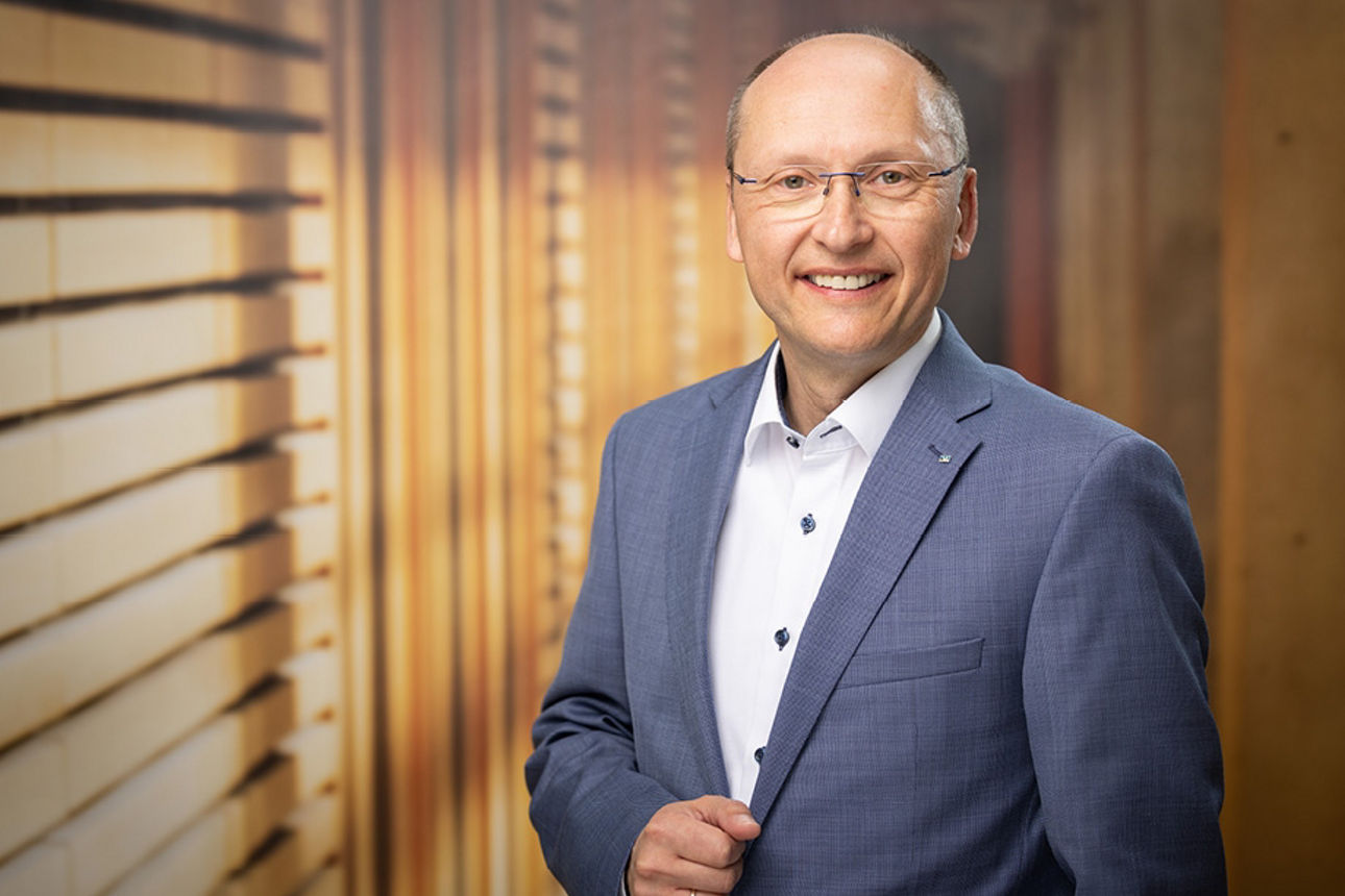 Berater Thomas Schröder 
