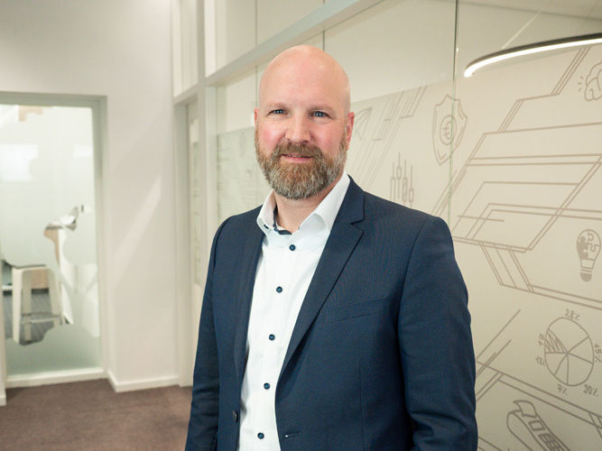 Thorsten Schrant (Bereichsleiter Privatkunden)