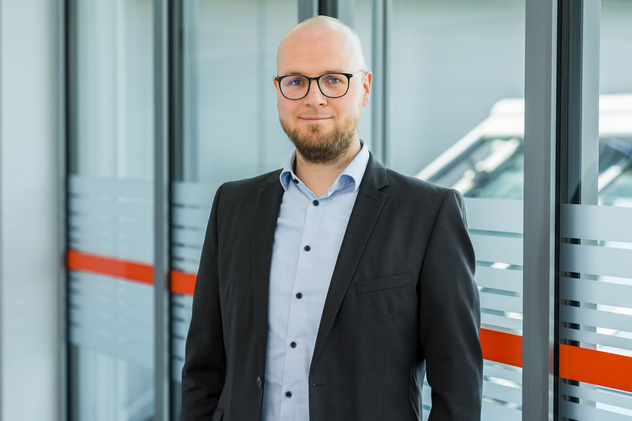 Tim Brunken, Mitarbeiter der Volksbank Westrhauderfehn