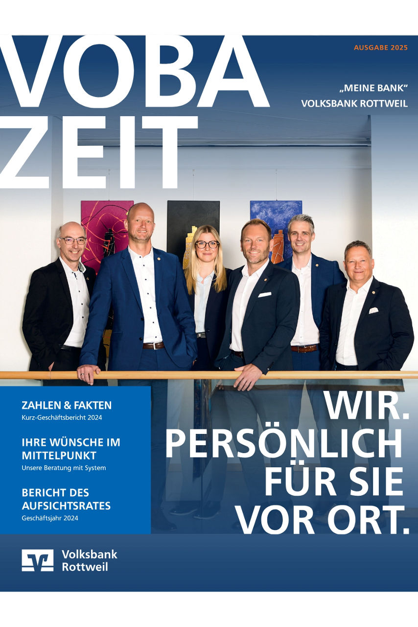 Titelbild der Kundenzeitung. Fünf Männer und eine Frauen hinter einem Geländer aus Glas.